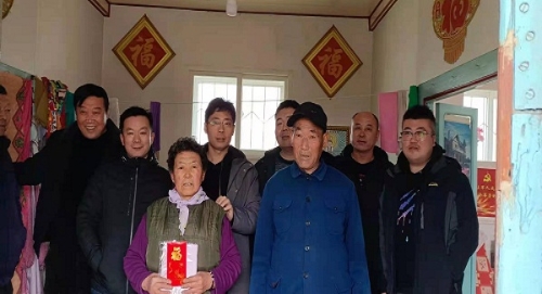 让困难群众度过一个幸福祥和的春节,1月21日,金城镇城子村党支部书记